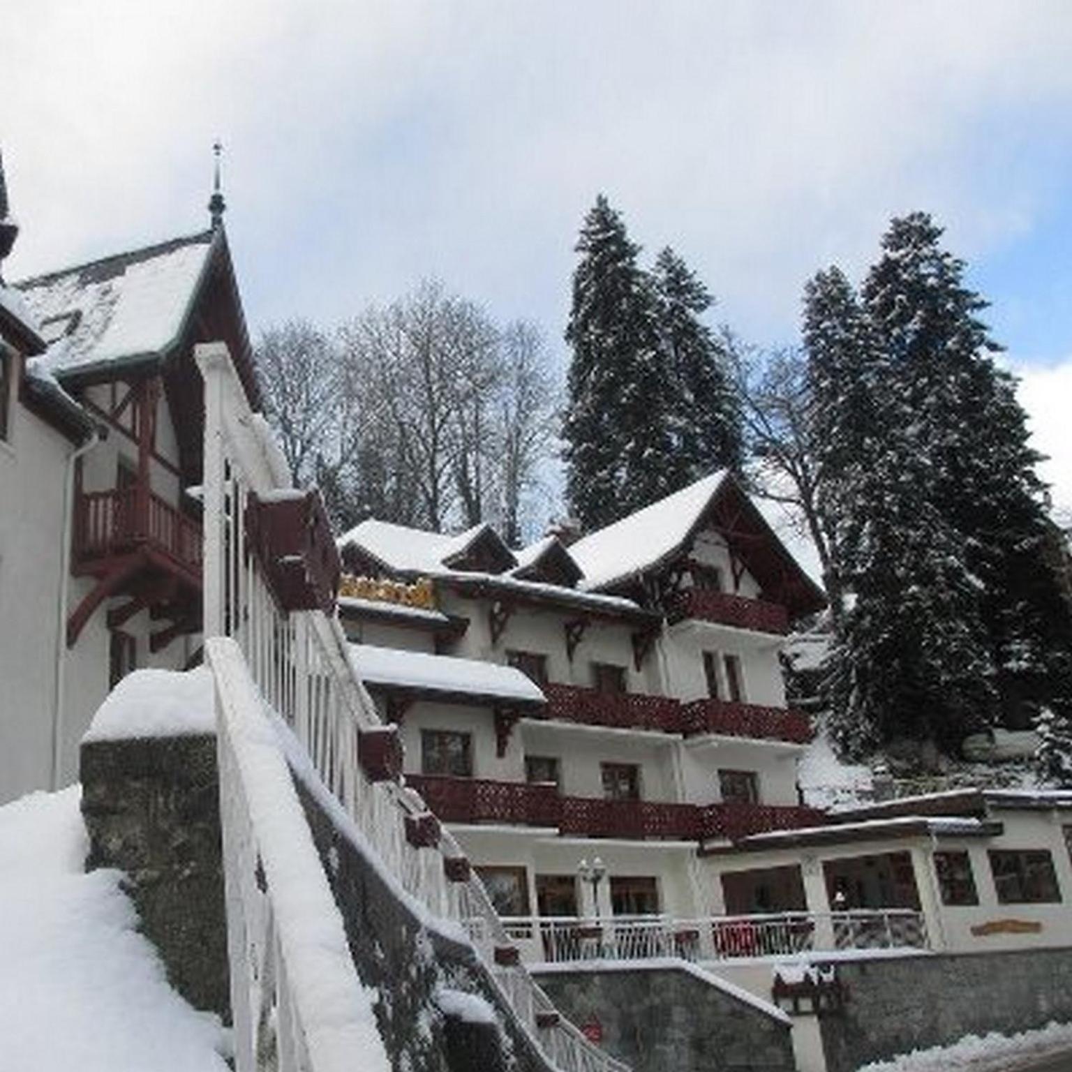 Hotel Les Chalets Brides-les-Bains Exteriör bild